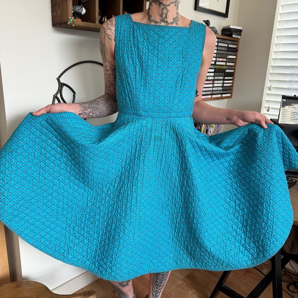 Vintage 50s 60s Handmade Quilted Sleeveless Fit and Flare Swing Dress ~ Size S - Picture 2 of 8